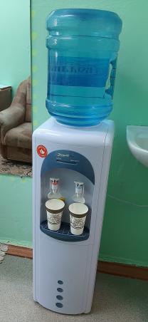 питьевой режим организован с помощью кулера